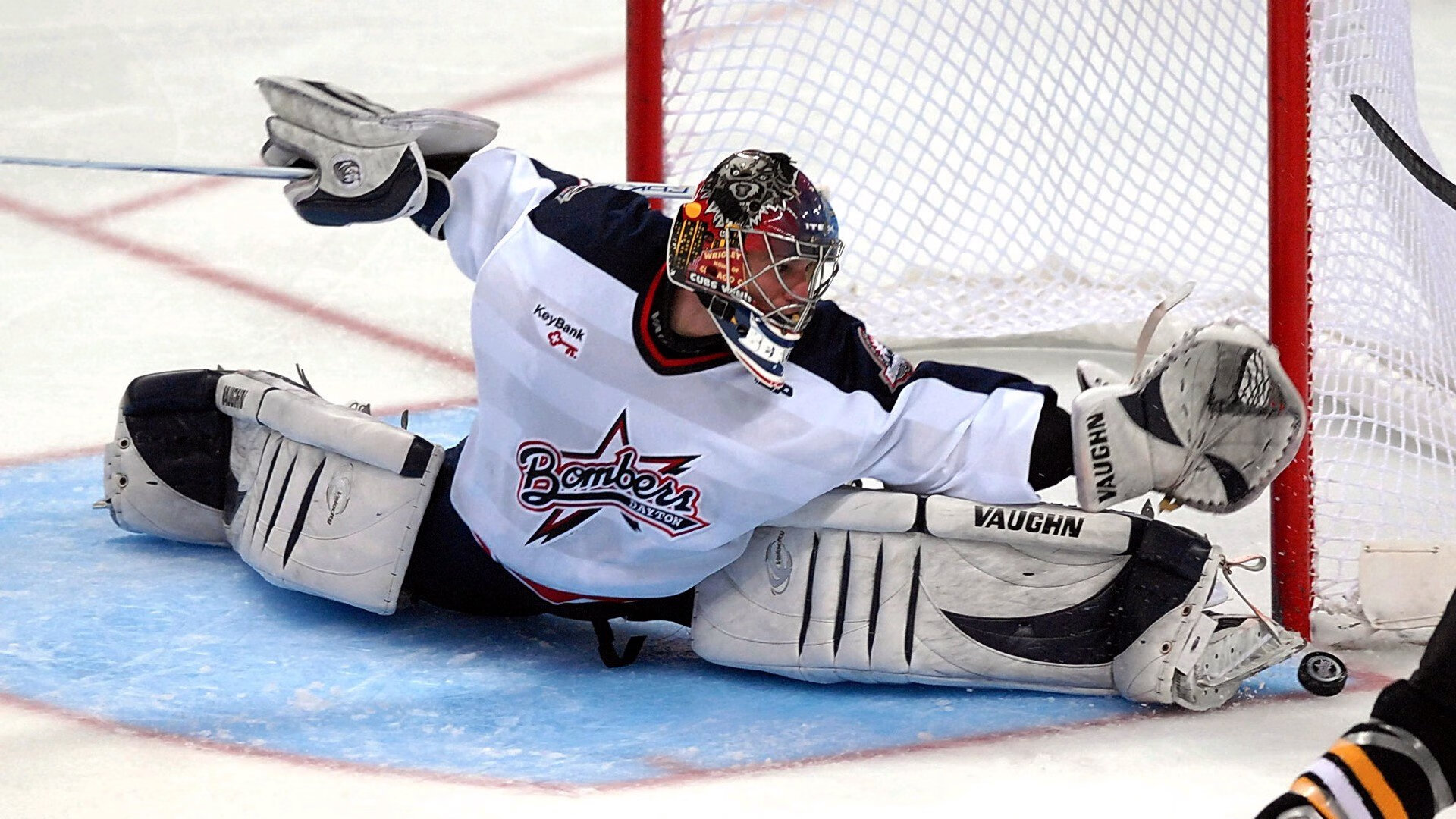 2025年F1赛季开幕在即，车迷期待已久，2025年f1赛季开幕在即,车迷期待已久了